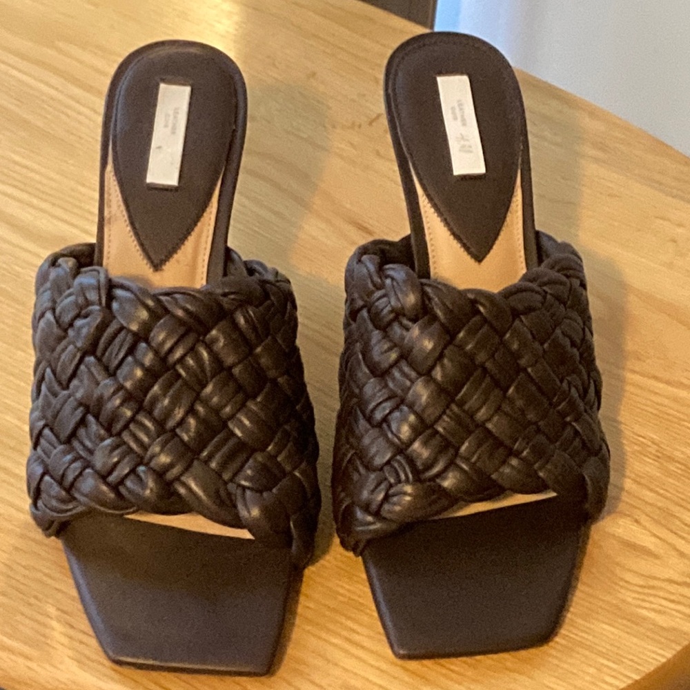 H&M Scandals kitten heels size 9